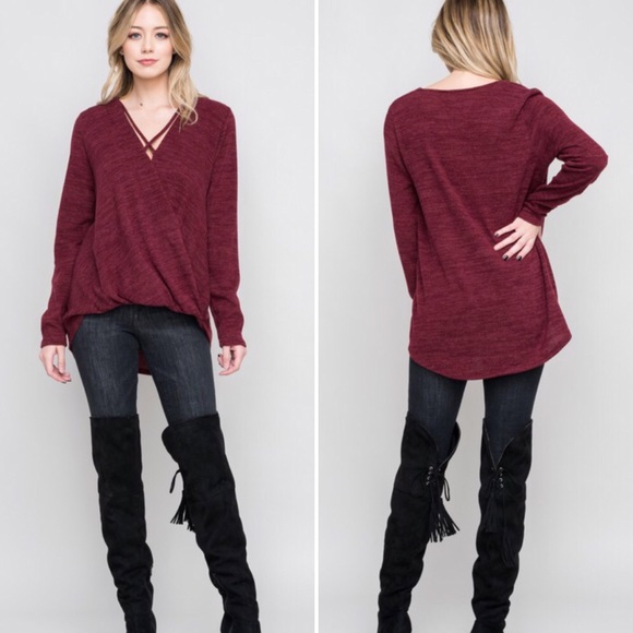 Tops - ❤️❗️Last 1! XL criss cross neckline sweater top